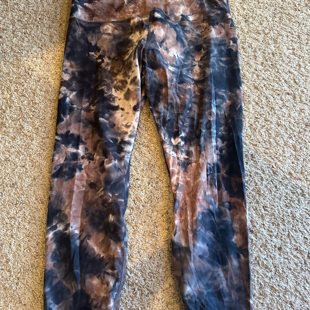 Lululemon align high rise pant 24” tie dye leggings Size 14 EUC!